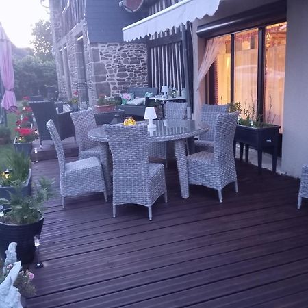 La Gerbaudiere Chambres&Table D Hotes Proche Mont Saint Michel Cuisine Maison Notre-Dame-du-Touchet エクステリア 写真