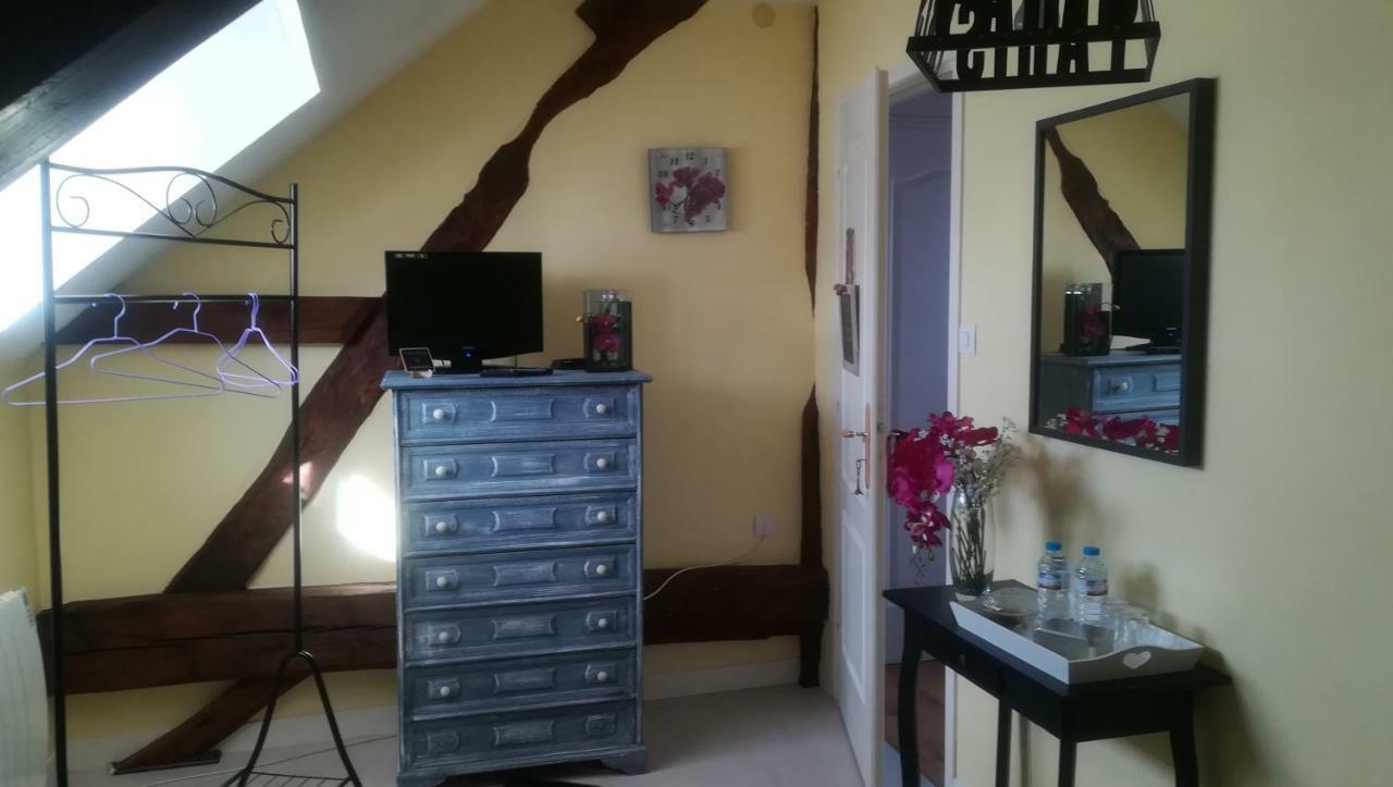 La Gerbaudiere Chambres&Table D Hotes Proche Mont Saint Michel Cuisine Maison Notre-Dame-du-Touchet エクステリア 写真